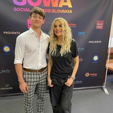 Martin Klinčúch s Darou Rolins na Social Awards Slovakia