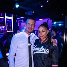 Tina na znovuotvorení klubu Channels