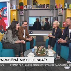 Michaela Majerníková a Kamil Mikulčík zo seriálu Výnimočná Nikol v Teleráne