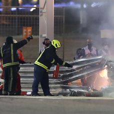 Zhorená časť kokpitu Romaina Grosjeana.