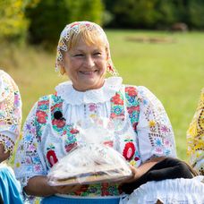 Návrat legendárnych tetušiek, farmári sa vrhli na kšefty