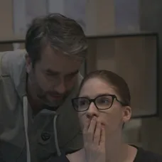 Eme sa nepáči, že Marek je u nich doma.
