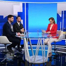 Michal Šimečka, Matúš Šutaj Eštok a Karolína Lacová v relácii Na telo