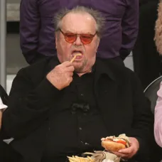 Jack Nicholson so synom Raymondom na basketbale