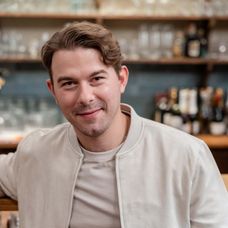 Richard Autner v Mame na prenájom