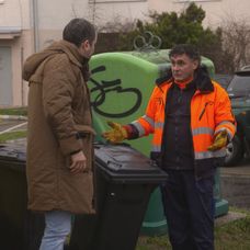 Marek zaskočí aj smetiara.