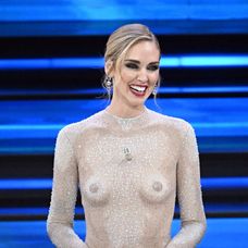 V šatách od Diora ukázala Chiara Ferragni všetko.