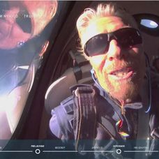 Richard Branson letí do vesmíru.