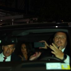 Harryho a Meghan naháňali na aute