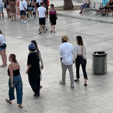 Chris Rock a Lake Bell v Trogire.