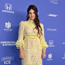 Lana Del Rey a Evan Winiker sa zasnúbili