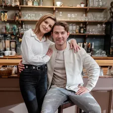 Richard Autner a Monika Szabó v Mame na prenájom