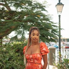 Aicha  