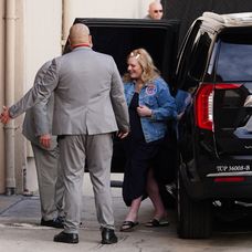 Elisabeth Moss je tehotná