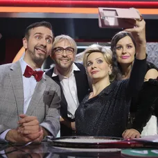 Zostava tanečnej šou Zedz kredenc