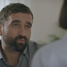 Eva sa spýtala Jakuba, či niekoho má.