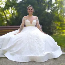 Monika s manželom nafotili nové svadobné fotky po šou