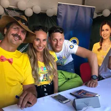 Hospodár Martin Bagár s Luciou Mokráňovou a Valérom Ferkom