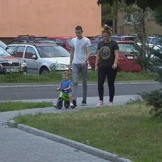 Monika (21) a Dominik (26) majú takmer dvojročného synčeka Deana.