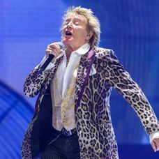 Rod Stewart dvíhal v Bratislave divákov zo sedadiel