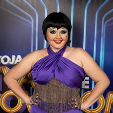 Evelyn ako Liza Minelli.