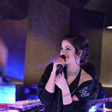 Sestry Buckingham, krst