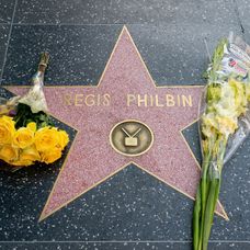 Regis s kolegami z rannej šou