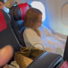 Jennifer Lopez letela spolu s turistami v obyčajnom lietadle