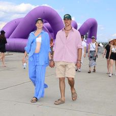 Adam Bardy s manželkou Bibi na festivale Grape