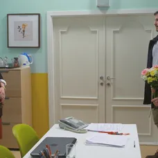 Lucia ujde z riaditeľne.