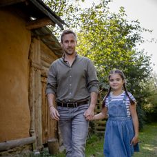 Stratená Julka sa našla na farme...