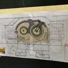 Nová je aj sedačka pre moderátorku a jej hostí