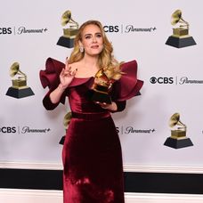 Adele na 65. ročníku odovzdávania hudobných cien Grammy