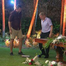 Martin sa počas hostiny k zlúčeniu stavia na váhu.