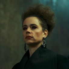 Záber z 3. epizódy minisérie Vedma