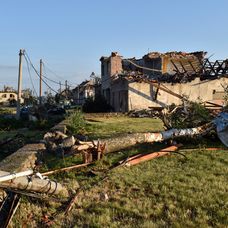 Zničený dom v obci Moravská Nová Ves, okres Hodonín.