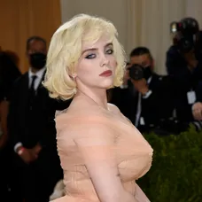 Billie Eilish na MET Gala 2021