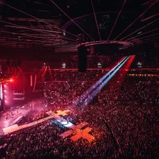 Kontrafakt NEW ERA: Cesta do O2 arény