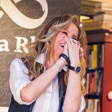 Adriana Sklenaříková-Karembeu
