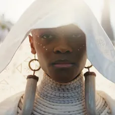 Záber z filmu Čierny panter: Navždy Wakanda