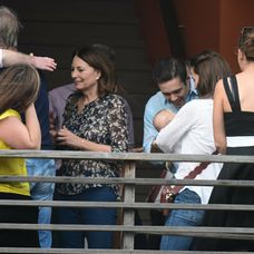 Prvé foto: Pippa Middleton ukázala rozkošného synčeka Arthura