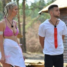 Karin a jej odvážny outfit