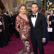 Chrissy Teigen s manželom Johnom Legendom