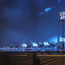 Andrea Bocelli vo vypredanej O2 arene v Prahe