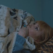 Nikol si uvedomila, že k Adamovi cíti oveľa viac, ako si myslela.