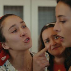 Veľvyslancova dcéra