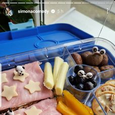 Simona Salátová pripravuje synovi bláznivé desiate. 