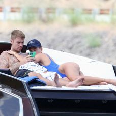 Justin a Hailey Bieber na dovolenke 