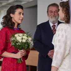 Adriána Brnčalová, Michal Ďuriš a Paula Lopatovská v seriáli Sľub