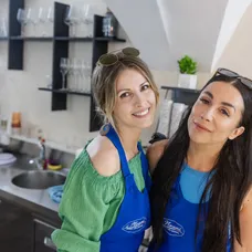 Kristína Kövešová a Miriam Kalisová